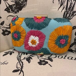 Lulu's Multicolor Floral Embroidered Clutch